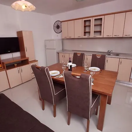 Apartman Radic Lejlighed *