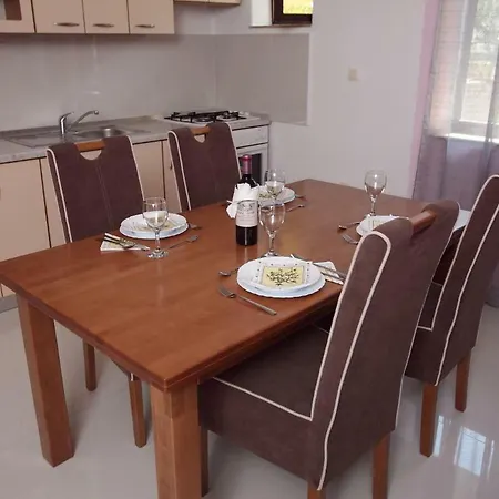 Apartman Radic Διαμέρισμα *